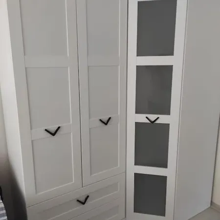 Lägenhet Aylik /sezonluk Kiralik 1+1 Klimali Yeni Dairede *