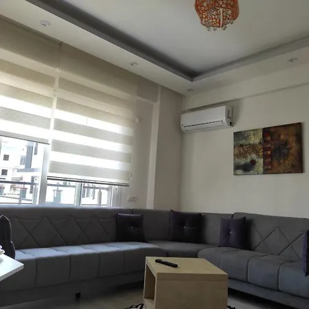 Lägenhet Aylik /sezonluk Kiralik 1+1 Klimali Yeni Dairede *